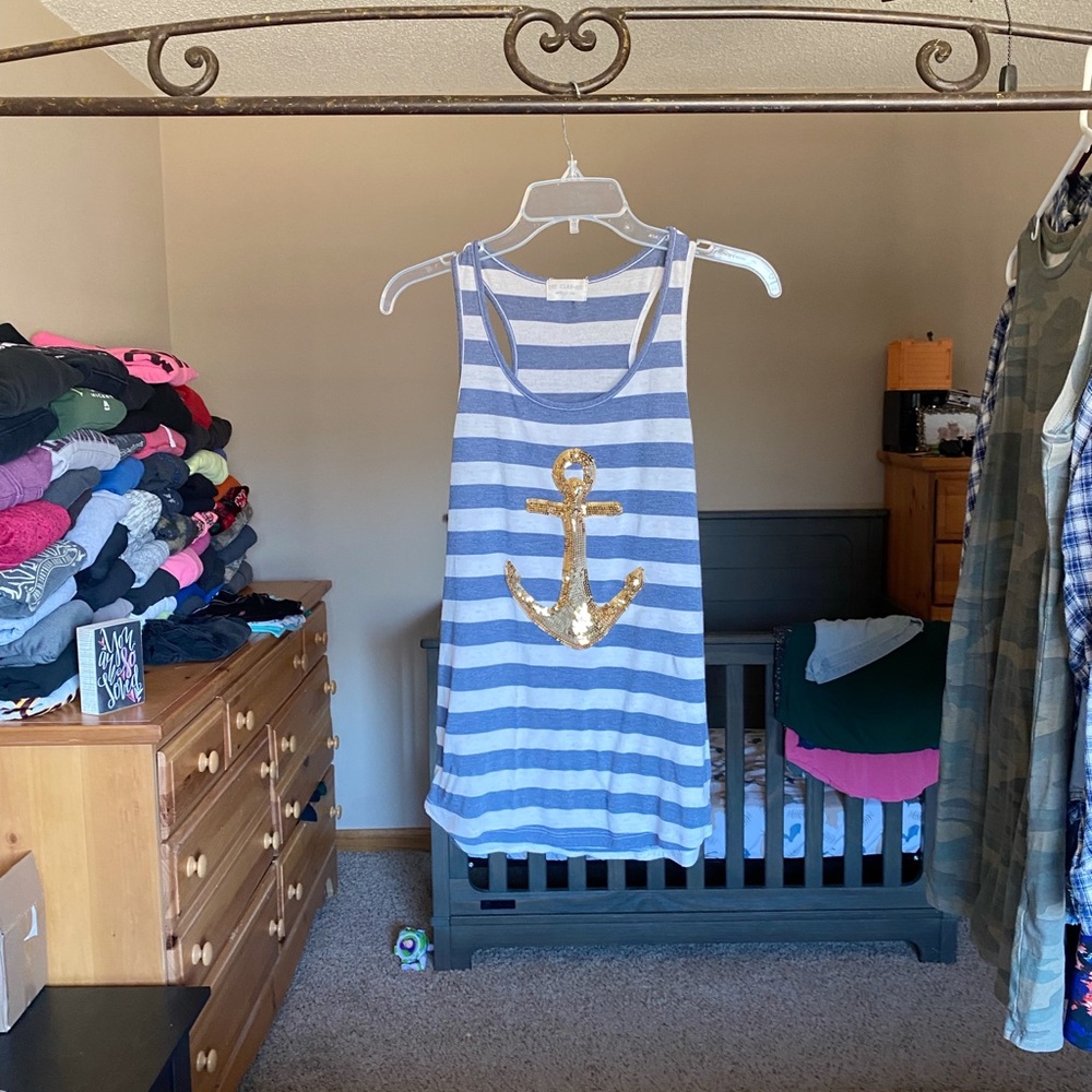 4/$10 The Clas-sic Anchor striped tank top